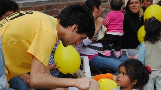Juan Cruz Recalde Iturraspe, miembro de la juventud del PRO en Santa Fe, pegu00f3 el portazo y le escribiu00f3 una dura carta a Macri.