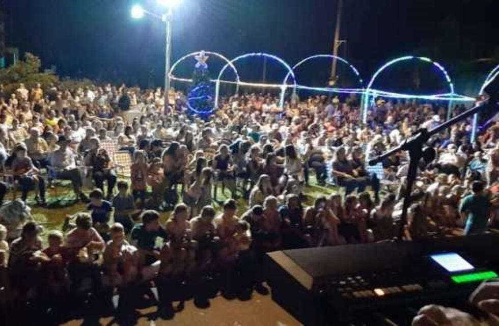 La comunidad de Colonia Aurora vivió un gran festival navideño