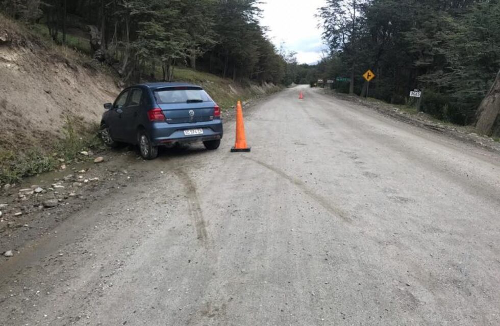 Accidente de tránsito en la entrada al camping municipal