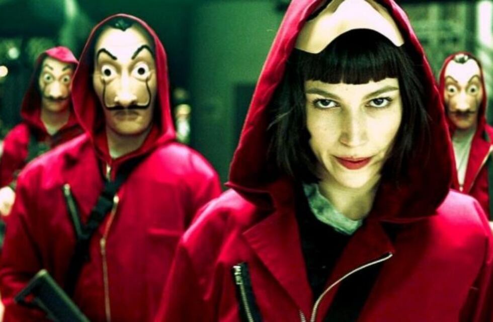 Salen a la luz imágenes de Úrsula Corberó besando a Miguel Ángel Silvestre en "La Casa de Papel"