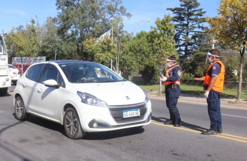 Cuarentena en Carlos Paz: durante el fin de semana ingresaron 1980 vehículos a la ciudad