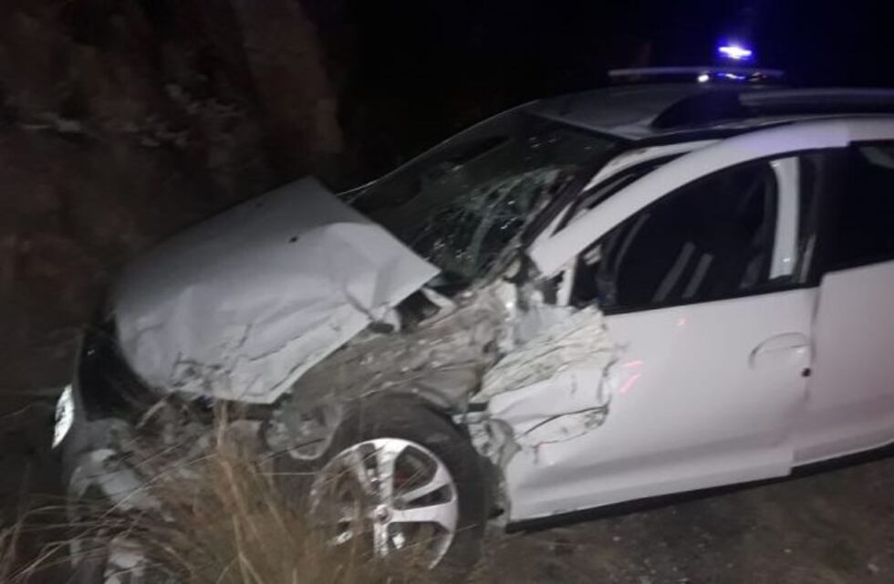 Chocó en las Altas Cumbres al perder el control de su vehículo