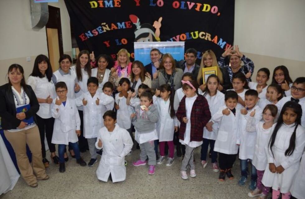 Jaramillo: Escuela Primaria 7 cumple 102 años junto a su comunidad