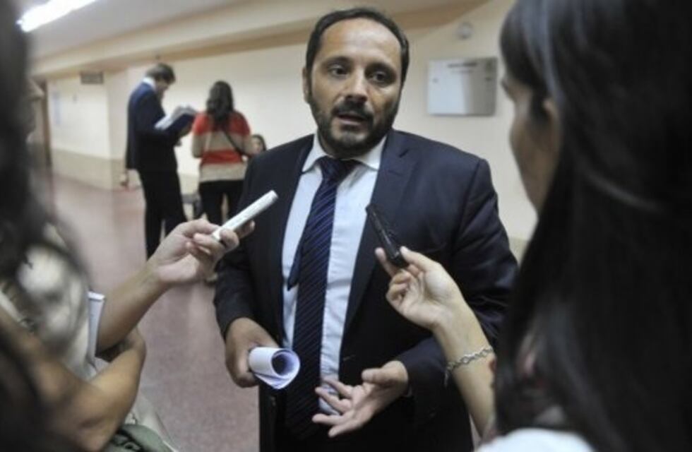 Suspendieron a un fiscal por dar prisión domiciliaria a un narco acusado por homicidio en Rosario