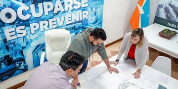 Walter Vuoto junto a el equipo de la Secretaría Planificación e Inversión Pública de la Municipalidad de Ushuaia,
