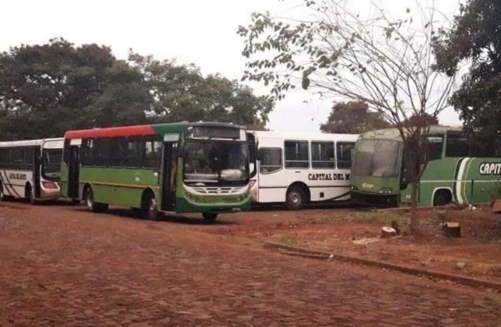 El paro de colectivos se siente también en Oberá