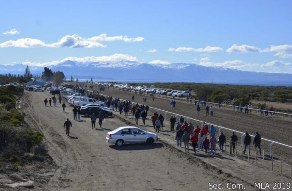 Los Antiguos: el Hipódromo volvió a brillar