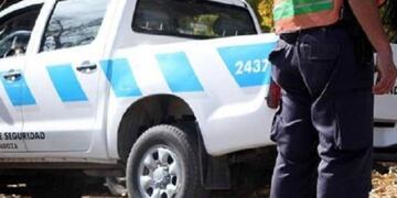 Un conductor alcoholizado, que circulaba en contramano, chocó al jefe de la Policía Vial en San Rafael\u002E El hecho ocurrió en la madrugada del domingo\u002E\n\nEl conductor de un Chevrolet Astra circulaba en contramano por Emilio Civit de San Rafael colisionó con una camioneta Toyota Hilux de la Policía de Mendoza\u002E