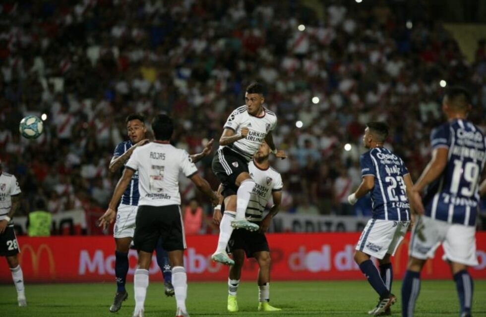 River venció 1-0 a Godoy Cruz y es el único puntero de la Superliga