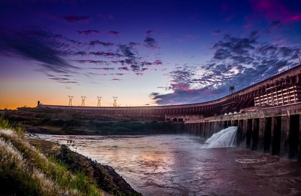 Itaipú celebra un nuevo récord en generación de energía