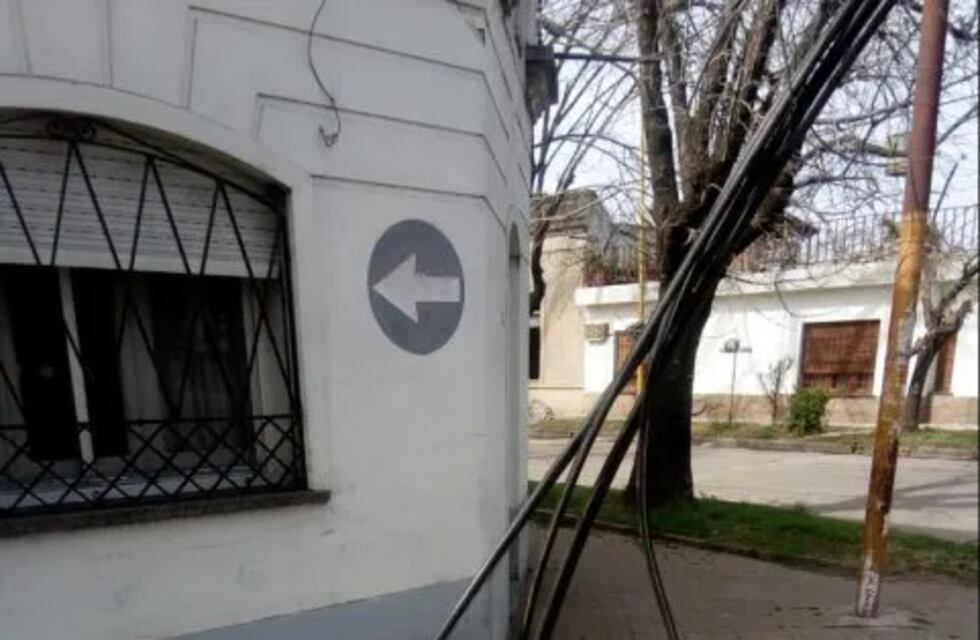 Telecom en Pérez: 60 abonados permanecen sin servicio hace más de 10 días