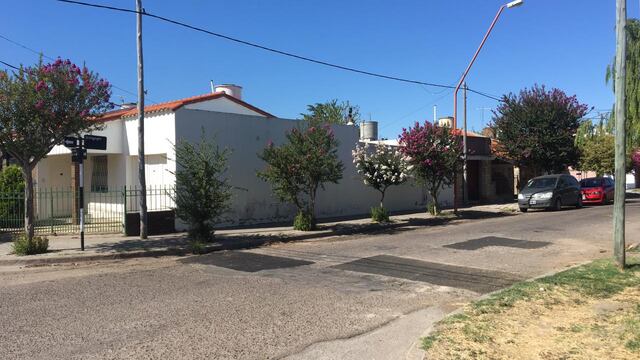 Trabajos de bacheo en calles de Ciudad Atlántida