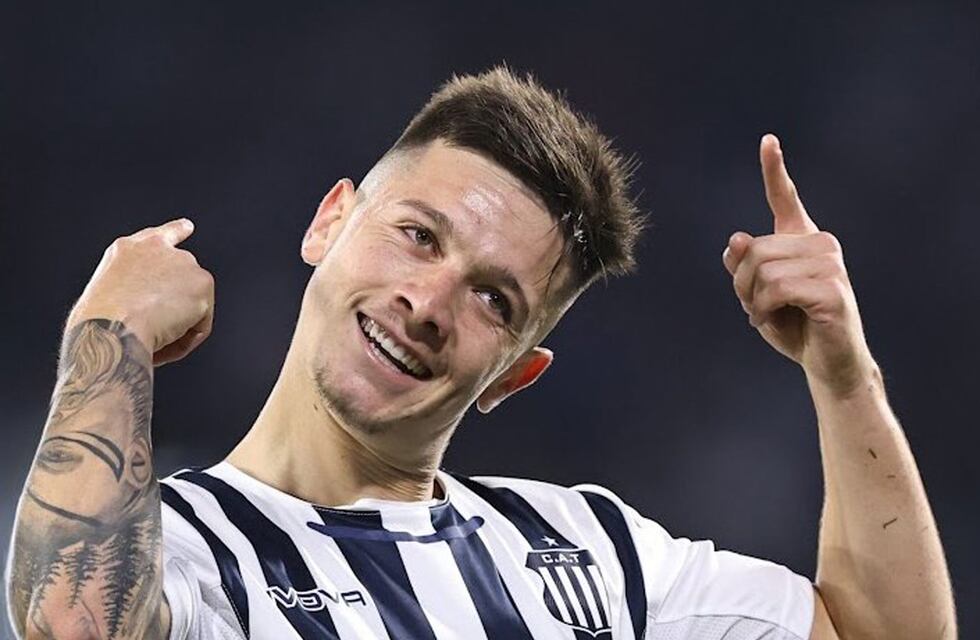 Rodrigo Garro, figura de Talleres, distinguido por la Liga Profesional; y un homenaje a Santos