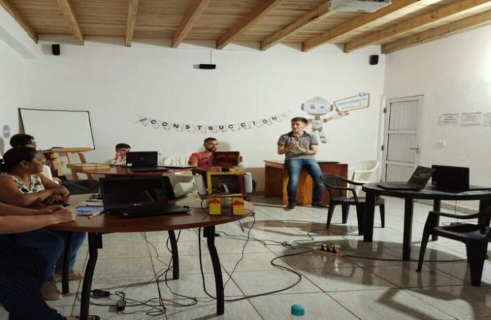 Escuela de Robótica en El Soberbio: iniciaron las actividades