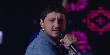 Elías Pardal a la espera del votación del público, quienes determinarán si continúa en "La Voz Argentina".