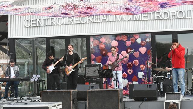 Rock & invitados en el Metro