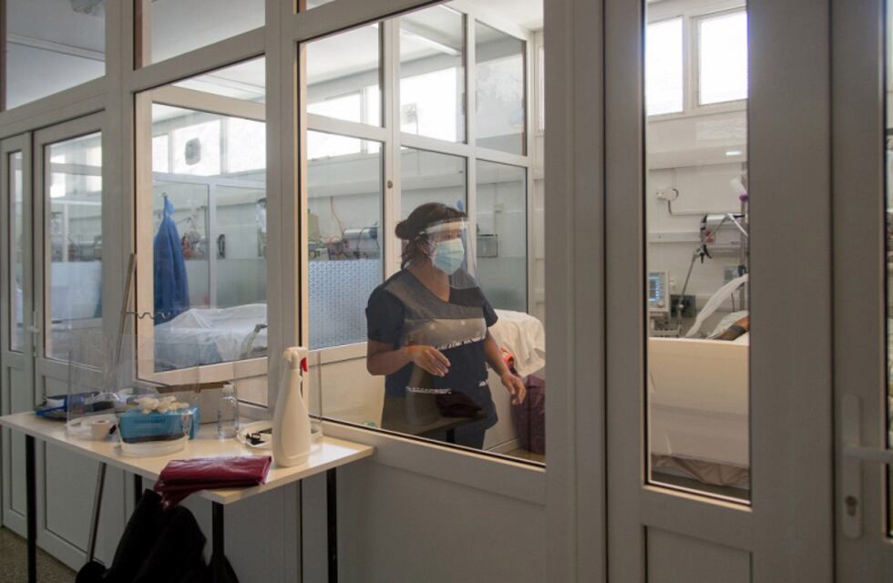 Crece la preocupación en Bariloche por el colapso de las camas de terapia intensiva