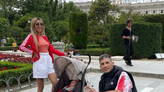 L-Gante junto a su familia.