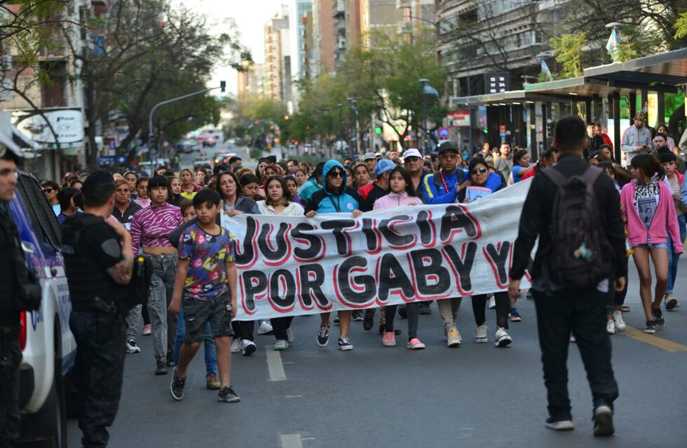 Marcharon en el centro de Córdoba pidiendo justicia por el asesinato de Gabriela Pérez