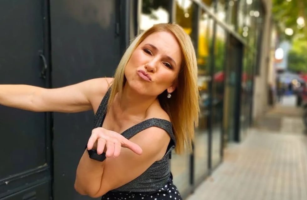 Fernanda Iglesias sorprendió a todos con una foto en bikini y al natural: “Solté la panza y me dediqué a ser feliz”