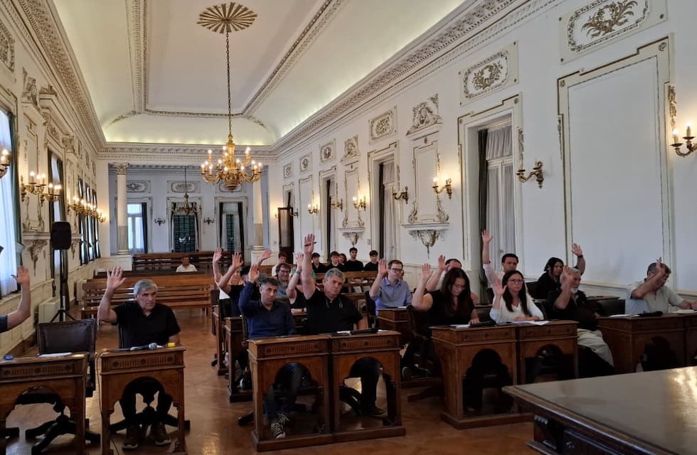 Tres Arroyos: Asamblea de Concejales y Mayores Contribuyentes