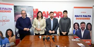 Ale Ambort y Clara García junto a Pablo Pinotti y Andrea Ochat