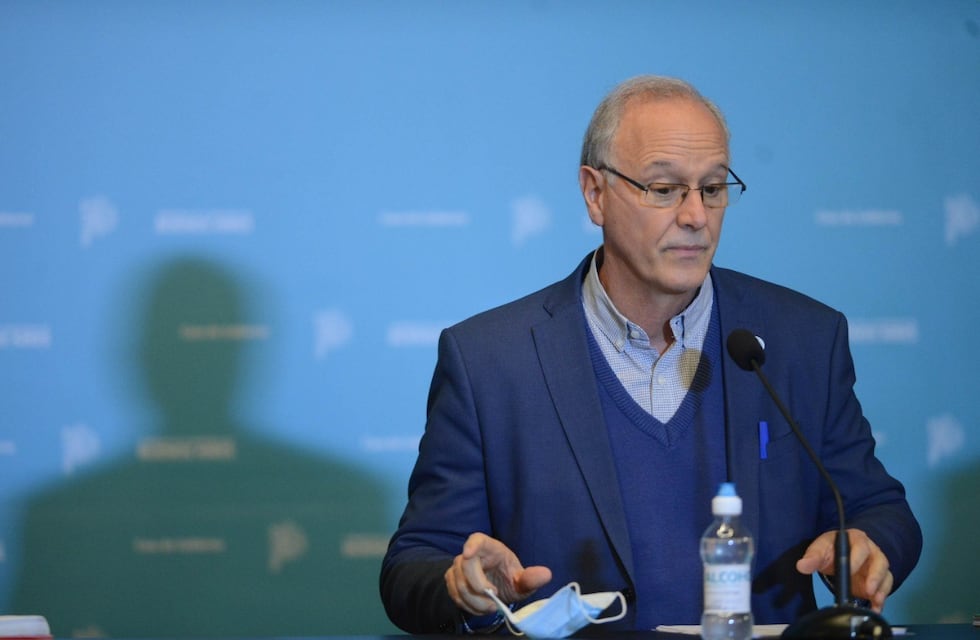 Según Daniel Gollan, para septiembre “todos los mayores de 18 años estarán vacunados”
