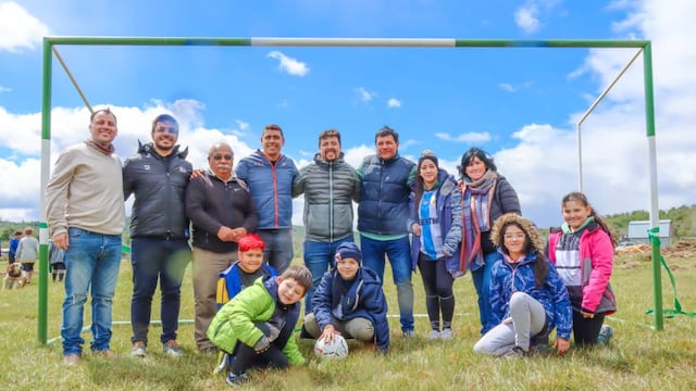 Inauguraron en Tolhuin la cancha de fútbol “Abel Aranda”