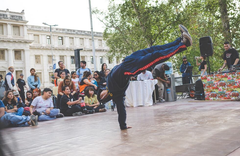 Clases de actuación, canto y baile: los 50 talleres gratuitos que ofrece un centro cultural de Córdoba