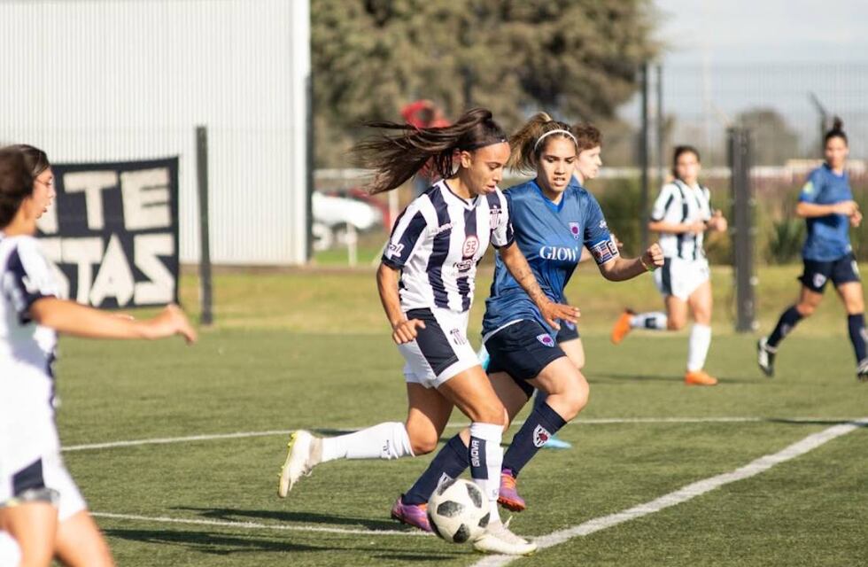 Con ocho goles, el femenino de Talleres arrasó con Nueva Chicago