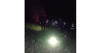 Vivienda de madera se incendió por completo en Cerro Azul.
