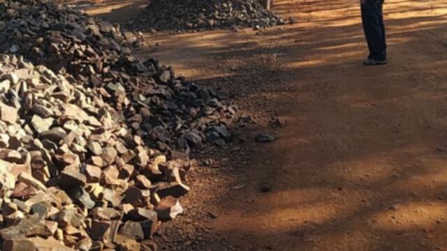 Ejecutan obras de asfaltado en varios sectores de Eldorado.