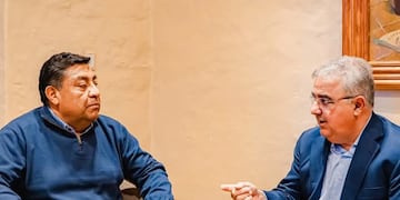 Raúl Jalil y Carlos Casimiro acordaron la ejecución de trabajos estratégicos en rutas y caminos rurales.