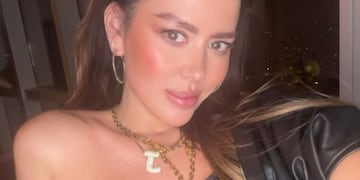 Escote y mucha piel: Karina Jelinek compartió un outfit muy arriesgado y desafió los límites de la censura