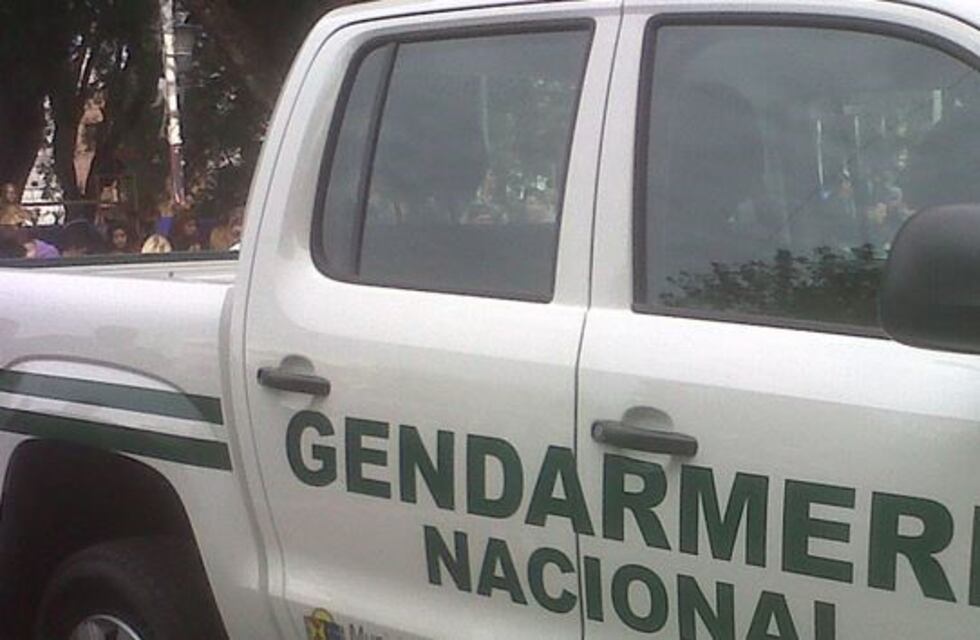 Detuvieron a tres personas por robar un trailer de transporte de caballos