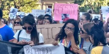 Marcha pidiendo justicia por Micaela Gordillo en Catamarca\u002E