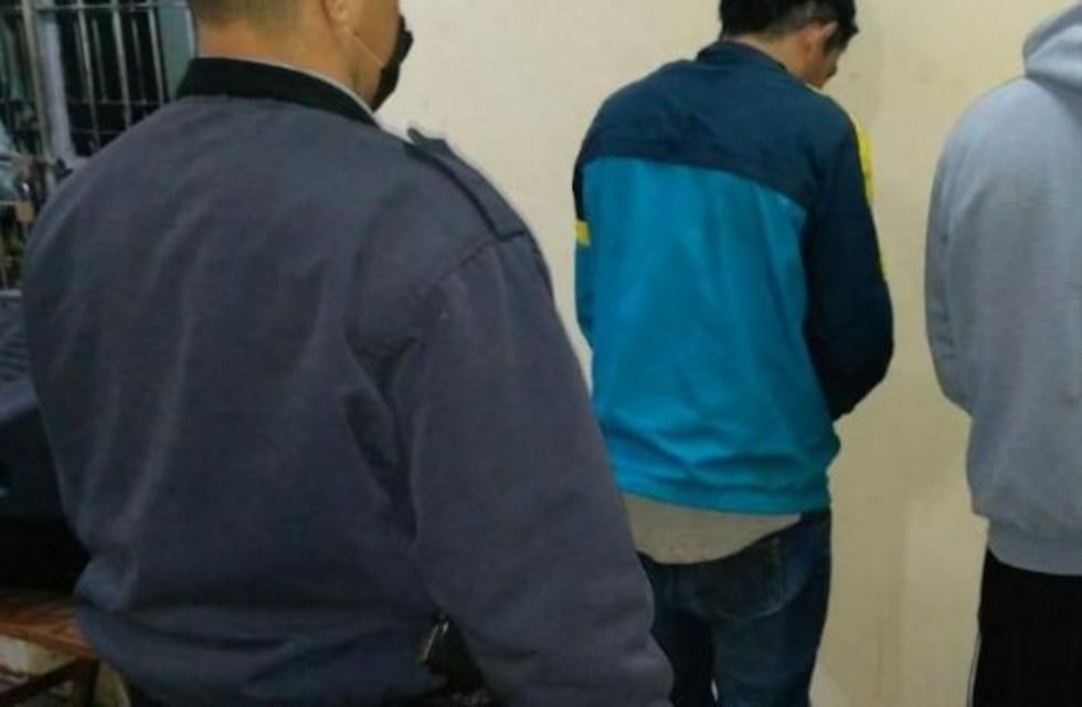 Una gresca en el barrio 20 de Junio terminó con varios detenidos y dos lesionados