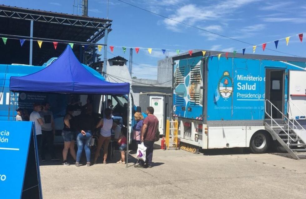 El Estado en tu Barrio continúa en zona oeste para tramitar el DNI gratis y la AUH