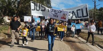 Marcha pidiendo justicia por Facundo Emanuel Raynal\u002E (Agencia)
