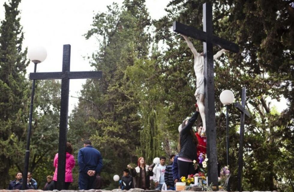 Todo lo que tenes que saber del Vía Crucis en Mendoza