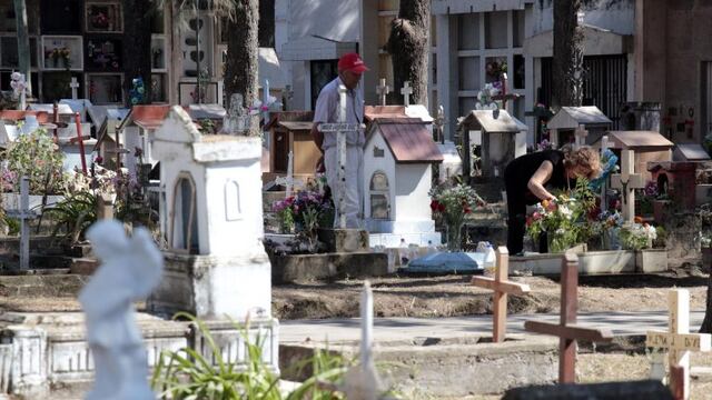 Todo listo en los cementerios locales para el Día de los Fieles Difuntos\u002E