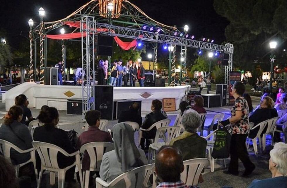 Dos días del Encuentro Interreligioso de Música en la Plaza San Martín