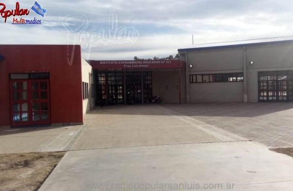Un hombre entró a robar a una escuela e hirió a una seguridad