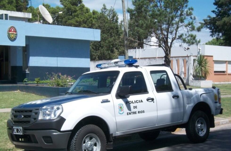 Violento asalto a una familia en Victoria