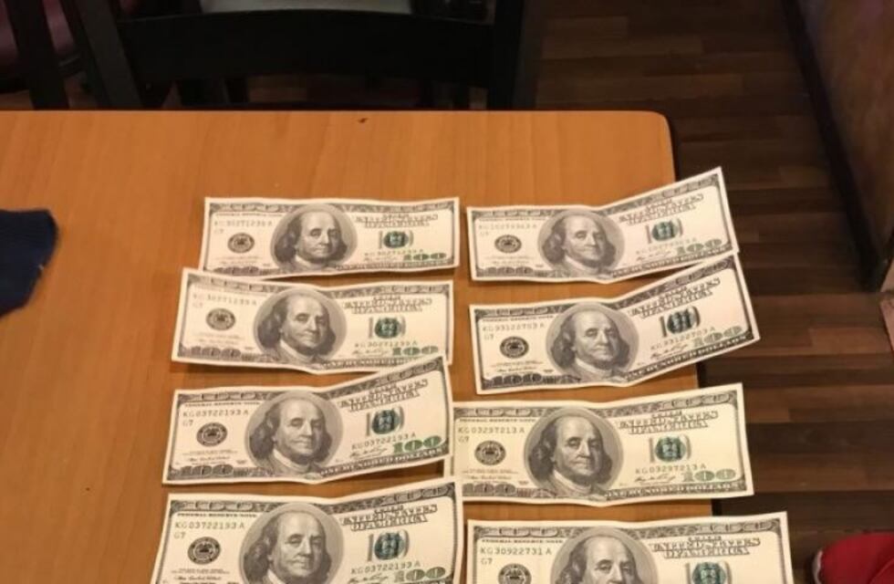 La Plata: compró un celular con dólares falsos y termino en la cárcel