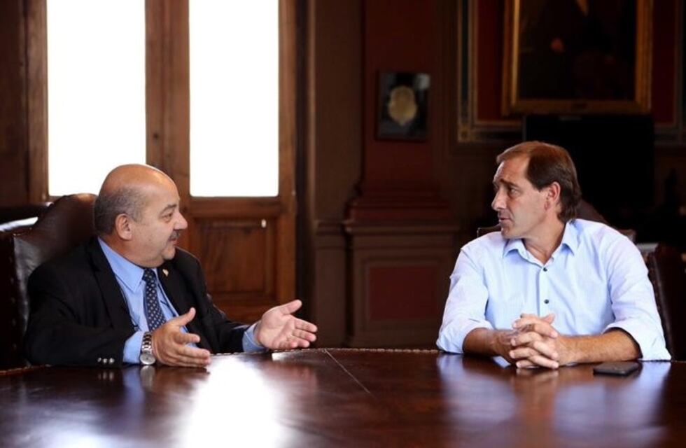 Garro creó la Dirección de Políticas Universitarias del Municipio