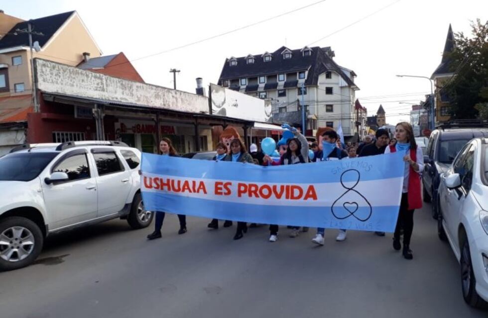 Ushuaia también marchó a favor de la vida