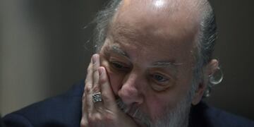 28-10-2016 Presentacion de la base de datos de la Corte Suprema para seguir causas de corrupcion\r\nDYN12, BUENOS AIRES 28/10/2016, EL JUEZ CLAUDIO BONADIO DURANTE LA VII CONFERENCIA NACIONAL DE JUECES EN EL PALACIO DE TRIBUNALES\u002EFOTO:DYN/EZEQUIEL PONTORIERO\u002E buenos aires claudio bonadio inauguracion base de datos sobre expedientes en que se tramitan distintos tipos de delitos contra el Estado Revelan que los jueces federales investigan casi 500 causas por corrupcion Incremento de los delitos de guante blanco