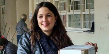 Pprecandidata a diputada nacional por el FIT, fue la priemra  en ir a votar\u002E