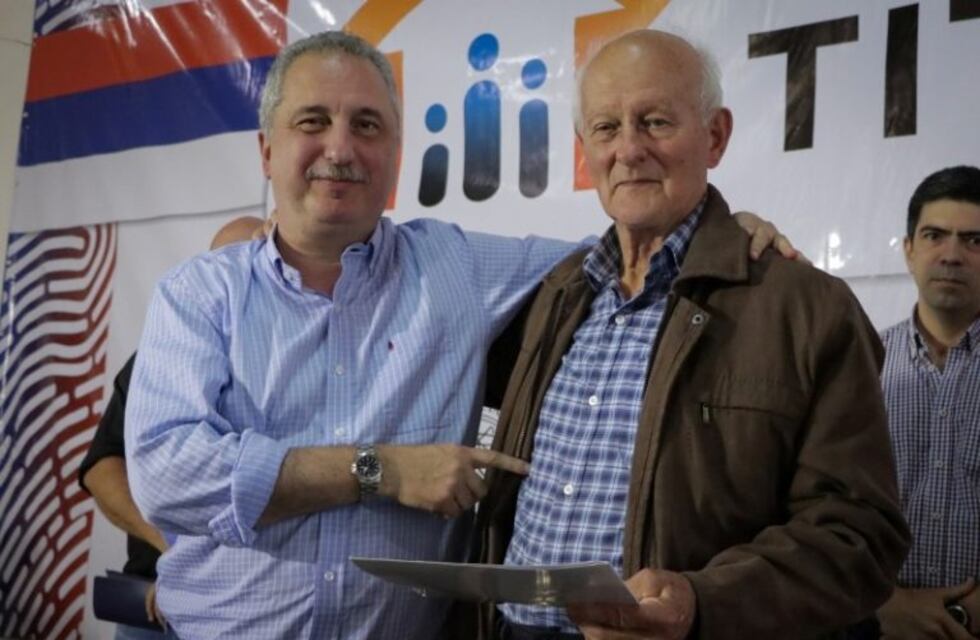 Títulos de propiedad para familias de colonos en Panambí